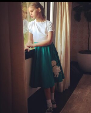 Busy Philipps Instagram - 🎂Happy 16th Birthday to my Bird🎂
There is absolutely no one like you in the world, Birdie Leigh Silverstein. I’m forever in awe that you’re my kid(but also I’m SORRY but you’re SO MY KID- your RBF is proof) 
You’re the absolute funniest, smartest, greatest, best with a mind like no one i’ve ever met before. Literally every person who has ever spent time with you would agree. The fact that you played this song for me on repeat when i took you to boarding school and routinely make tiktoks just to make me cry only proves that you’re iconic. Here are 20 of the roughly 200,000 pictures that exist of you from the last 16 years. i love you more than anything in the world, my chicken. 💕✨