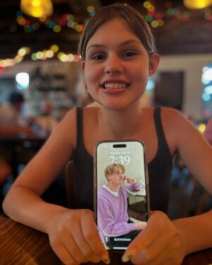 Busy Philipps Instagram - 🎂Happy 16th Birthday to my Bird🎂
There is absolutely no one like you in the world, Birdie Leigh Silverstein. I’m forever in awe that you’re my kid(but also I’m SORRY but you’re SO MY KID- your RBF is proof) 
You’re the absolute funniest, smartest, greatest, best with a mind like no one i’ve ever met before. Literally every person who has ever spent time with you would agree. The fact that you played this song for me on repeat when i took you to boarding school and routinely make tiktoks just to make me cry only proves that you’re iconic. Here are 20 of the roughly 200,000 pictures that exist of you from the last 16 years. i love you more than anything in the world, my chicken. 💕✨