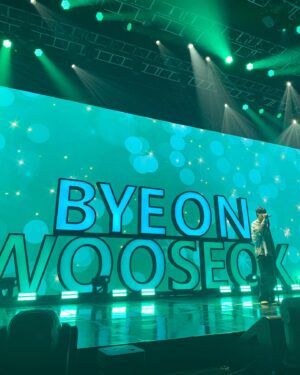 Byeon Woo-seok Instagram - 너무 너무 감사합니다🫠
