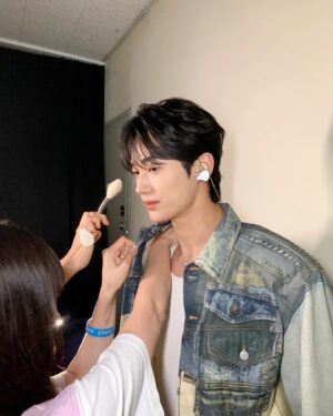 Byeon Woo-seok Instagram - 너무 너무 감사합니다🫠