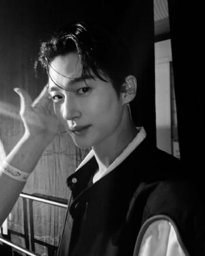 Byeon Woo-seok Instagram - 🫠