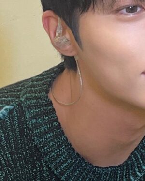 Byeon Woo-seok Instagram - 😶