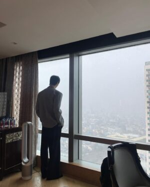 Byeon Woo-seok Instagram - 😶