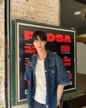 Byeon Woo-seok Instagram - 😳