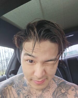 C.A.P Instagram - 워터밤 방금 다녀옴 하늘에서 물총을 뿌려줌