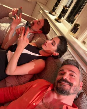 Cahit Gök Instagram - #gülcemal  @yusufpirhasan @merve_colak @pamirefe @edalizist @bilgic.zeynep  @mrtunlms @melisssezen @ediptepeli @nilayerdonmez @meltemakcol @sametkaankuyucu @ipekayko @gnyselen @sabahattinyakut @niluferacikalin @gokcemcoban @melikeeekucukkk @mertcankplan @aliatilla.sendil @aydaaksel ✨  @ilker__erdogan @tepesiatanadam  @apaydinh @gundogdumetin58 @osmantabakk