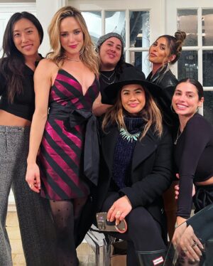 Caity Lotz Instagram - And that’s a wrap on 2022. Happy new year my loves!