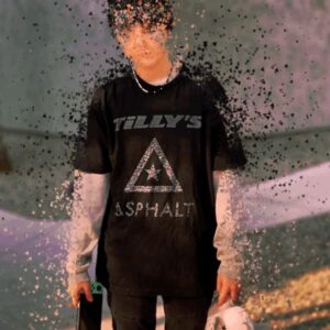 Camden Gray Instagram - // ꠸ꪑρꪮᦓꪻꫀ᥅ ᦓꪗꪀᦔ᥅ꪮꪑꫀ ❤️‍🔥 #dissolve ft. tye’s shirt