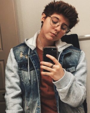 Camden Gray Instagram - // 𝕊𝕜𝕚𝕟𝕟𝕪 𝕃𝕠𝕧𝕖 (n.) when two people love each other, but are too shy to admit it, yet they show it anyway 🧸🌻 #inlove