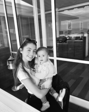 Cameron Douglas Instagram - Happy Birthday beautiful…this is a year to appreciate Life, Love, Friendship and the lessons learned through them all. You are wise beyond your years and your accomplishments tell the tale. I am so proud of you baby. I Love you @carys.douglas 💝