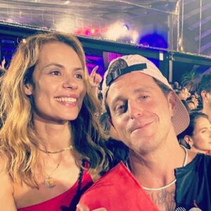 Cameron Douglas Instagram - So happy to be spending this special day for women the world over, with the amazing Mother of our children. Happy Mother’s Day @vivianethibes and all the other incredible women who are doing the most important job of all; raising decent human beings to contribute positively on this beautiful planet of ours. With much Love and Respect we celebrate your day!
#HappyMothersDay ❤️💛💚