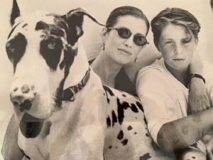 Cameron Douglas Instagram - Happy Mother’s Day to my one and only bionic Mom 🌟This days for you, and all the other remarkable Mothers out there!
#Loveyou ❤️