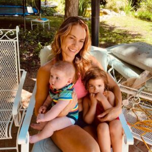 Cameron Douglas Instagram - Happy Mothers Day to a beautiful, smart, and dedicated woman; who also happens to be a top notch Mom. We Love you @vivianethibes