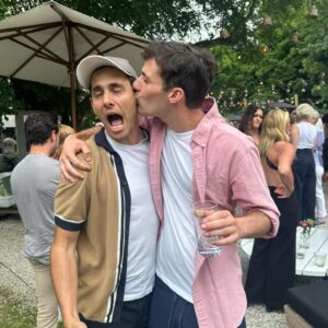 Cameron Kasky Instagram - Me and good friends during summer