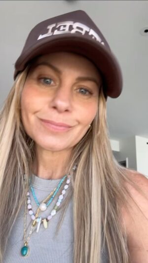 Candace Cameron Bure Instagram - You asked me to make this shareable on story, so here it is. My take on the Olympic Games Opening Ceremony. Since posting, many have tried to correct me saying it wasn’t about an interpretation of DaVinci’s The Last Supper, but a Greek god and the festival of Dionysus; who is a god of lust, insanity, religious ecstasy, ritual madnes etc. I still don’t see how that relates to unifying the world through competitive sports and acceptable for children to watch.  In any case, I’m not buying it. I hope you’ll listen all the way through. God loves each and every one of you and His desire is for you to know Him. I won’t stop praying and calling on Jesus’ name ✝️. Share the gospel message. Let this be an encouragement to be bold in your faith❤️. Let us rend our hearts back to God, father of Abraham. Let us pray. And pray for the Christian athletes to shine their light for the glory of God✨.