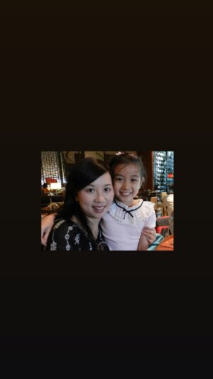 Candy Wong Ka Ching Instagram - ‼️‼️‼️
是日媽媽生日🎂
為祝賀這LOVELY 嘅媽媽生日
決定同佢跳返隻LOVELY舞😛
Love you mum💕