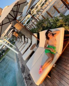Actress Cansu Tosun HD Photos and Wallpapers July 2024