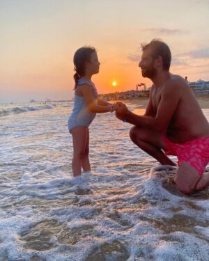 Cantuğ Turay Instagram - Aşk ❤️
#babakız