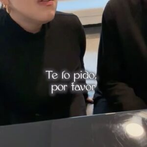 Carla Morrison Instagram - Soy una loca obsesionada con letras bellas…❤️ y el señor #JuanGabriel se pasó con esta, pero la versión de Jaguares también es muy icónica✨. Le pedí a mi papuchino que la tocáramos a piano a ver qué pasaba y pues…❤️😭✨