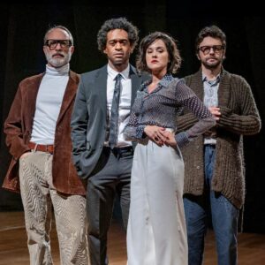 Carlos de Niggro Instagram - ATENÇÃO!!!
ÚLTIMAS SEMANAS, VAI PERDER??

HEDDA GABLER
AUDITÓRIO DO MASP
Temporada: até 25/08
Sextas e sábados às 20h e domingos às 18h
INGRESSOS – Link na BIO. 
FICHA TÉCNICA
Texto: Henrik Ibsen
Produção: Rosalie Rahal Haddad
Tradução e Direção: Clara Carvalho
Assistentes de Direção: Mariana Muniz e Thiago Ledier
Elenco:
Karen Coelho, Guilherme Gorski, Carlos de Niggro, Chris Couto, Nábia Villela, Mariana Leme, Sergio Mastropasqua e Gregory Slivar 
Cenários: Chris Aizner
Trilha Original: Gregory Slivar
Figurinos: Marichilene Artisevskis
Costureira: Judite Lima
Cenotecnia: Alicio Silva
Produção De Objetos: Jorge Luiz Alves
Luz: Nicolas Caratori
Iluminador assistente - Marcel Rodrigues
Operação de Luz: Luisa Silva
Preparação Vocal: Babaya Morais
Direção Técnica e Operação de Som: Valdilho Oliveira
Fotografia: Ronaldo Gutierrez
Visagismo: Marcos Padilha
Maquiagem: Ale Toledo
Design Gráfico: Rafael Oliveira
Produção: SM Arte Cultura 
Direção De Produção: Selene Marinho
Coordenação de Produção: Sergio Mastropasqua
Produção Executiva: André Roman/Teatro de Jardim
Direção de Palco: Henrique Pina
Contrarregra: André di Peroli
Camareira: Elisa Galdino 
Assessoria de Imprensa 
Adriana Balsanelli
Renato Fernandes
Gerenciamento de Mídias Sociais
Sergio Mastropasqua
Selene Marinho 
Luisa Silva 
Registro em vídeo: Ícarus Filmes 
Realização: Círculo de Atores
@claracarvalhoarte @marianamunizoficial @thiagoledier @coelhokaren @guigorski @carlosdeniggro @chriscou @nabiavillela @marileme @sergiomastropasqua @gregoryslivar @chrisaizner @marichilene @jorgeluizalves65 nicocaratori @luisa.lluisa @valdilhooliveira @hpinaas @elisa.galdino.10 @fotosgutierrez @marcospadilha @andre.diperoli @smartecultura @selenemarinho @teatrodejardimsp @abalsanelli @renatofernandesgon @circulodeatores @haddadfellowship @icarus.filmes @rafaelbranco87
#henrikibsen #heddagabler #circulodeatores #smartecultura #teatro #teatrosp #masp #dicassp #saopaulo #drama