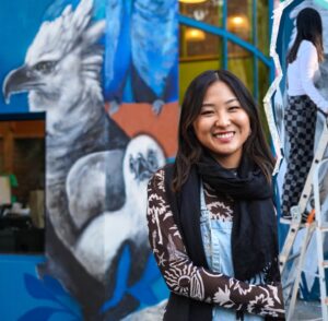 Carol Wang Instagram - Obrigada a todos que tem acompanhado essa jornada de pintar o Zoológico de São Paulo. 
E a equipe do @zoosaopaulo pelo apoio, suporte e confiança 🎨🫶🏻 tem mais arte vindo ai! ✨ 
.
.
#arte #pintura #mural #graffiti #harpia #flamingo #zoo #art