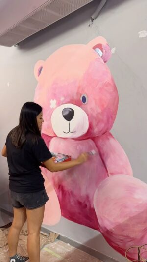 Carol Wang Instagram - 🚧🧸🎨 work in progress 
.
#art #mural #pelucia