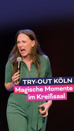 Carolin Kebekus Instagram - Ja, genau – super magisch so ‘ne Geburt 🙈 Was waren denn eure „magischen Momente“?
 
#carolinkebekus #comedy #comedyreels #geburt #kreißsaal #hebamme @buehnenkunstgmbh
