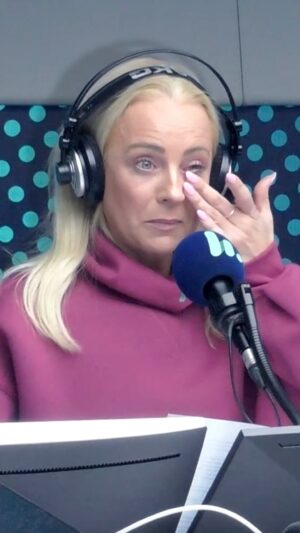 Carrie Bickmore Instagram - “Maybe there’s just one person listening that will feel less alone - if anxiety has taken up the spare bedroom in your life at the moment, I hope it doesn’t stay for long” 💜