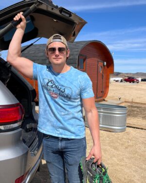 Carson Boatman Instagram - Little sauna, little cold plunge, little hike, LOTTA fun. Also picked up a new hat from @helmhatters