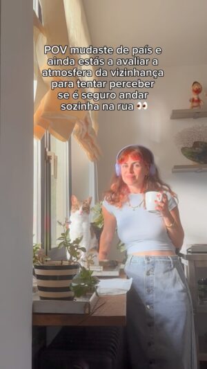 Catarina Perez Instagram - Sorry se esta música já cansa mas ser-se rapariga em certas situações também é uma canseira 💖😮‍💨
