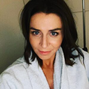 Caterina Scorsone Instagram - You watching Grey’s Anatomy tonight? My parents aren’t. (Tonight’s that “sexy little scene”). #NSFW #yolo #amelink #greysanatomy