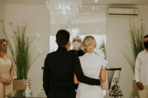 Cauê Bueno Instagram - Hoje completa 2 anos de casamento com ela 🥹❤️ minha princesa👸🏼

Feliz bodas de Algodão 🎉