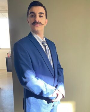 Cauê Bueno Instagram - Descreva essa foto nos comentários 😂😂

O Art Attack Modo Desafio já está disponível no Disney Plus ❤️

Bora maratonar 😎😎