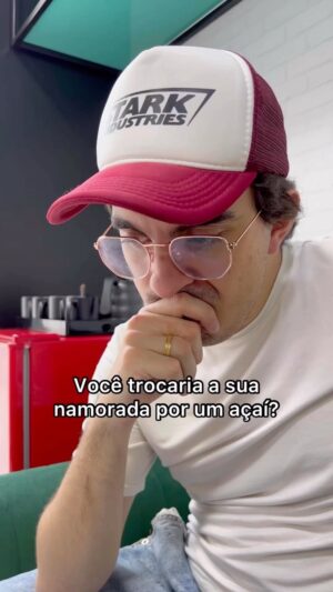 Cauê Bueno Instagram - Você trocaria? 😂😅 #comedia #engraçado #namorados