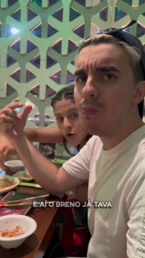 Cauê Bueno Instagram - Um dia em um condomínio chique 🤑

Comenta aqui se você gosta desse conteúdo 👍🏻

#vlog #comedia #engracado