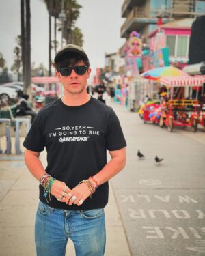 Ceallach Spellman Instagram - Life Imitating Art. 

Cousin Greg might have said it but @shell are actually doing it! Ridiculous! They’re sueing @greenpeace & @greenpeaceuk - a movement by & for the people - for millions of dollars for a peaceful Climate Protest. Makes sense, given they’re one of a few who are trying to hold fossil fuel companies to account. 

If you can please offer any support to Greenpeace by purchasing one of these t-shirts inspired by succession or donating generally, it will go a long way in helping them and be received with much love and appreciation.

Thank you. Power to the People ✊🏼✌🏼💚
