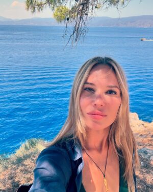 Celina Sinden Instagram - Night swimming and Dakos. Yassas Athens, Hydra and Spetses.