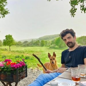 Cemil Şahin Instagram - 👻🐶🍃🌳