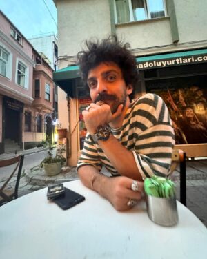 Cemil Şahin Instagram - 🍃👻