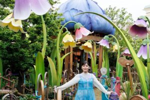 Cent Chihiro Chittiii Instagram - Disney Fantasy Springs🚢

いま発売中の女性セブンさまの企画で
堪能させていただきました。
しあわせすぎてとろけそうな時間でした
感謝っ

🧚🏻@megumikuji_luckhair