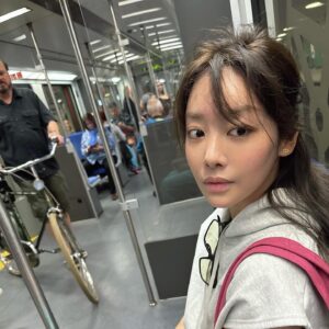 Cha Joo-young Instagram - 🩵🩷 토스트 기절.. 🇩🇪 passed the vibe check 🙌🏻