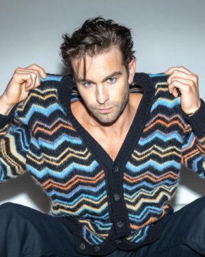Chace Crawford Instagram - My good friend and fellow actor @billymagnussen whose talent and range is boundless, interviewed me for @interviewmag recently and we chopped it up.

@interviewmagazine
Photography by @myles_standish
Styled by @carolinedejean
Grooming by @nellichristine