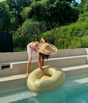 Chae Jung-an Instagram - 오늘이 마지막인것처럼🔥 summer break ❤️🏝️🛟👒