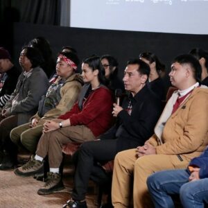 Chand Parwez Servia Instagram - SEKAWAN LIMO Tayang di Bioskop.

Bahagia melihat sahabat-sahabat yang mengawali eksplorasi potensi kreatifnya di @starvisionplus khususnya sebagai sutradara, kemudian bertumbuh jadi produser. Semoga selalu saling support untuk kesuksesan satu sama lainnya. Karena demikianlah semestinya untuk perfilman kita bertumbuh semakin baik, dan menempati hati penonton film Indonesia tercinta.
Bayu Skak @moektito menunjukkan pencapaian terbaiknya di Sekawan Limo @sekawanlimo dengan tetap bersahaja, dan seperti biasa kami selalu punya ritual ketika karya kami akan tayang dengan saling menguatkan dan doa setelah mencurahkan segala upaya, Bismillahirohmanirrohim.

Film Sekawan Limo lahir dari rasa cinta kami untuk hadirkan hiburan lengkap dan berkesan. Segera nonton di Bioskop, tayang mulai hari ini.

 @nadyaarina @keisyalevronka @donopradana @benidictivity @indrapramujito @firza_valaza @devinaureel @cakkartolochannel @tri_karnadinata @betasofian @oddyananta @angiieewilliams @sarahtumiwa @arif_alfiansyah @ukilkentroenk @dza786 @mithunisar @nonaica @wawanidatiwibowo @adriansugiono @capluk @chressandy @mikhaelalpha @skakstudios @rhayaflicks @poplicist @alvinhariz @ch444ndni @aliyasennn 
#SekawanLimo #FilmSekawanLimo #KawalSekawanLimo