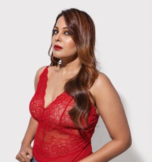 Chandini Tamilarasan Instagram - You miss 100% of the shots you don’t take ✨

📸 - @charran_lif ✨
Outfit - @navaa_rajkumar ✨
Styling - @navaa_rajkumar ✨
Stylist Assistant - @renuka.sundar ✨
Mua - @rajavelul ✨
Hairstylist - @prem_hairstyle ✨
Assisted by - @ramanna386 

#chandinitamilarasan #chandini #stylewithnava 
#tamil #tamilactress #photoshoot