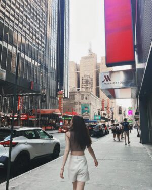 Chanel Wang Instagram - ✿ A New York Minute ✿🗽🚊🛻🦕