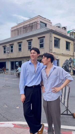 Chang Jayapol Chiopittayakarn Instagram - Bangkok vibes 🛺🇹🇭

#ootd #blseries #men #bangkok #newchang #รักรสนมจืด
