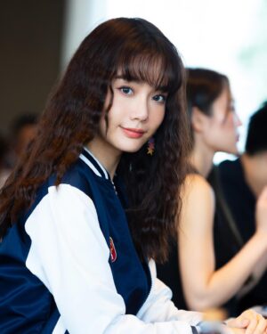 Chanidapa Pongsilpipat Instagram - ถ้ายังไม่มีใคร แนะนำให้มีเรา 🫶🏻 @themedia_official #themedia5
