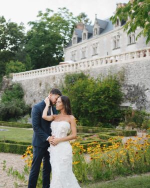 Charlène Le Mer Instagram - 20 juillet 2024, le début d’une autre histoire 🤍
 
Photographe & vidéaste : @viewfilms.w 
Wedding planner : @melissawilpotte 
Robe : @lamarieecapricieuse 
Costume : @atelier_coqlico 
MUA : @germainevrardlebret
Maître de cérémonie : @aurelie_cousseau_ceremony
Fleurs : @empreintenumero8