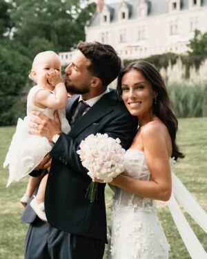 Charlène Le Mer Instagram - 20 juillet 2024, le début d’une autre histoire 🤍
 
Photographe & vidéaste : @viewfilms.w 
Wedding planner : @melissawilpotte 
Robe : @lamarieecapricieuse 
Costume : @atelier_coqlico 
MUA : @germainevrardlebret
Maître de cérémonie : @aurelie_cousseau_ceremony
Fleurs : @empreintenumero8
